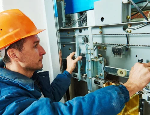 Elevator Repair Technician: What Makes a Qualified Professional?
